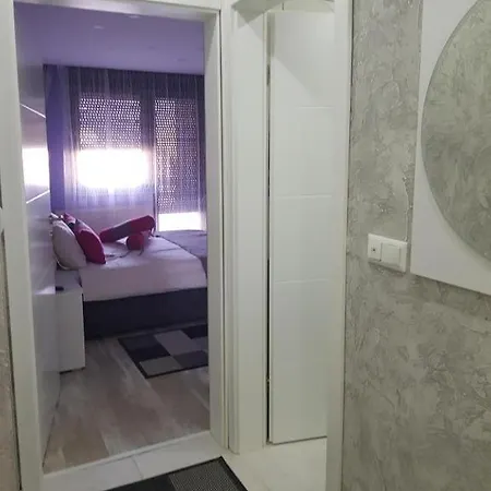 Ami Apartment Tuzla