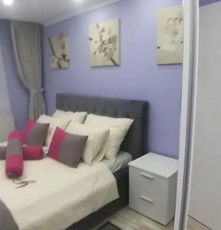 Ami Apartment